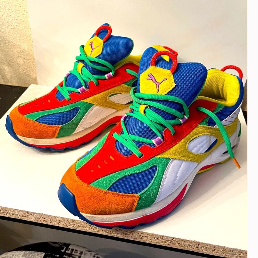 EUC Puma Cell sneakers! Used maybe 3 times.  Almost new